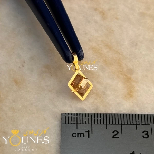 آویز طلا سواروسکی مربعی هلویی